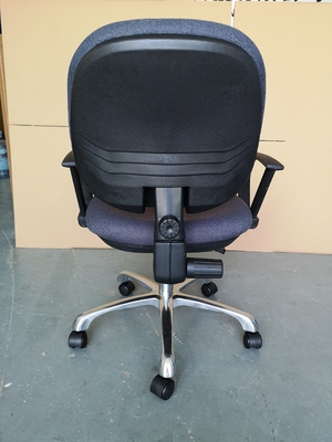 Cadeira de esboço ajustável tripla do ESD, cadeiras confortáveis do laboratório com braço